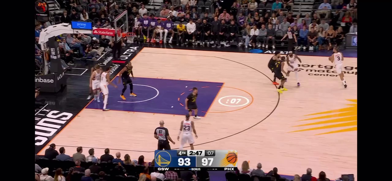 NBA常规赛关键时刻走向成谜；广州队防线松动；媒体盛赞；球探报告显示潜力的简单介绍